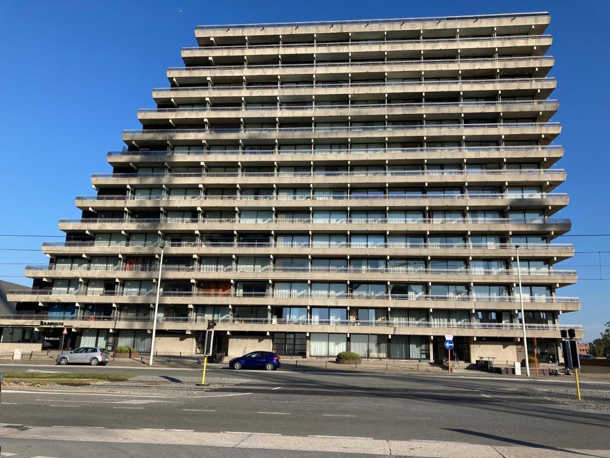 Tiny Apt W/ Balcony And Seaview, Even Out Of Your Bed ! Ostende Exterior foto